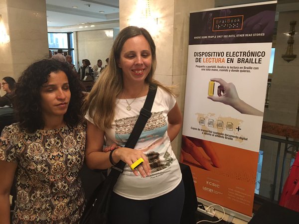 BraiBook o com facilitar la lectura a persones amb discapacitat visual